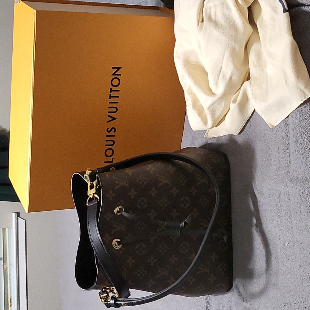 Louis Vuitton Neo Noe